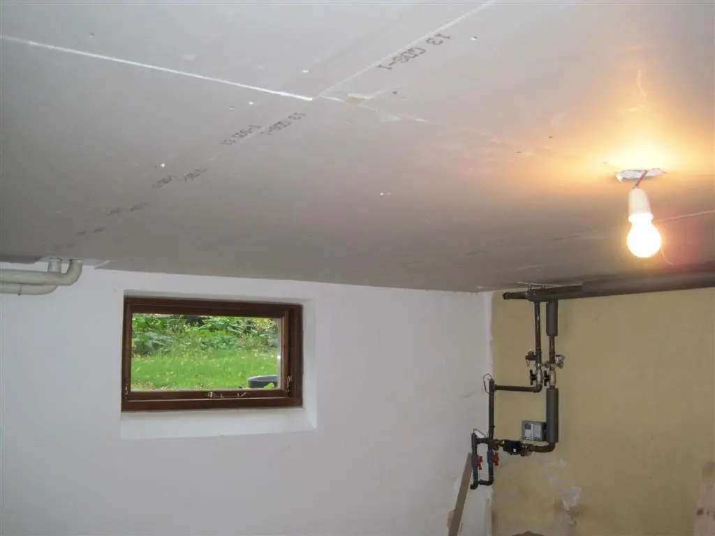 soundproofing ceiling footsteps